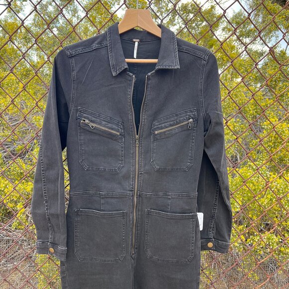 Free People Lennox Black Wash Denim Skinny Utility Jumpsuit, L NWT $148 - Picture 3 of 8